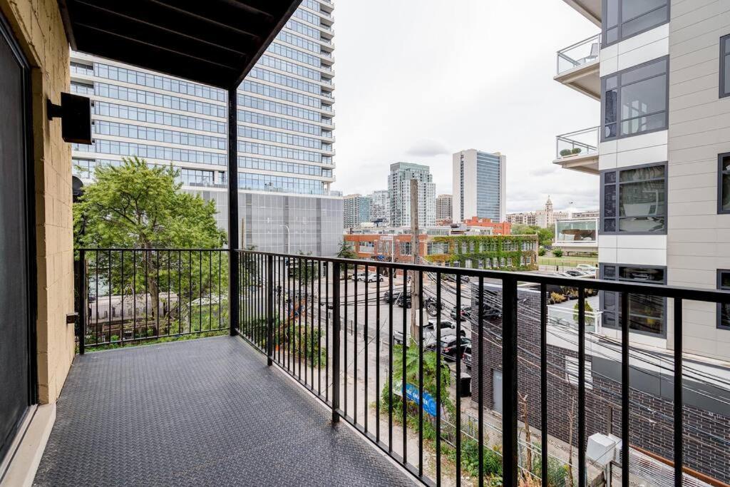 Cozy Beautiful Downtown Unit Chi In Prime River North Location Near Mag Mile - 2 Chicago Exterior photo